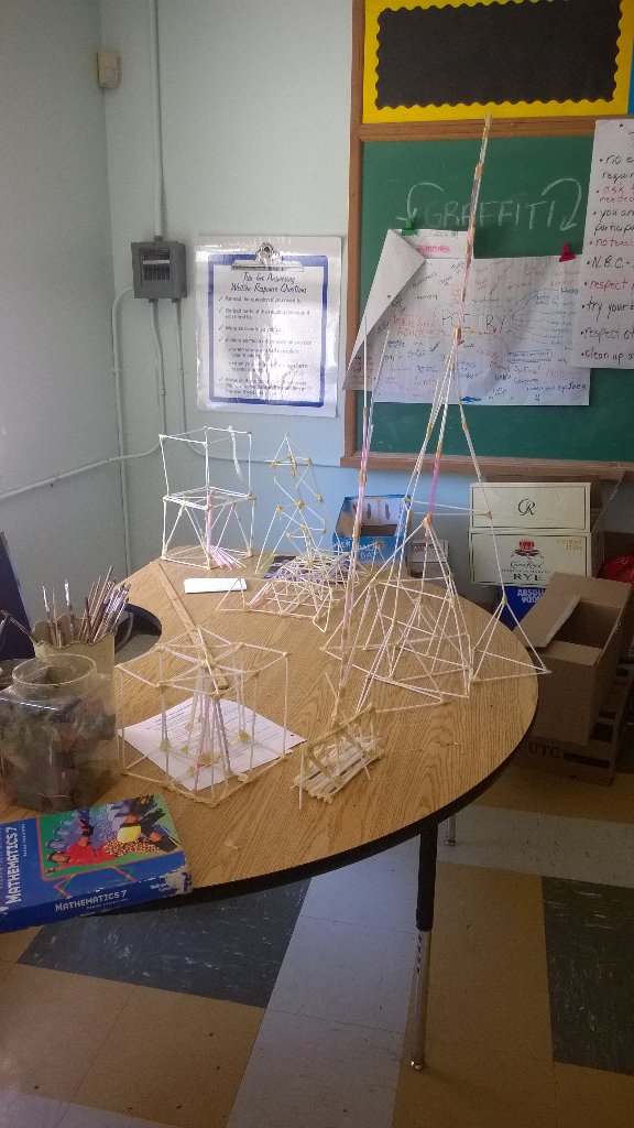 harrowhawks1's tweet photo. 7R is working on structures.  Who's will be the strongest? #competition https://t.co/5kcOmbo8YC