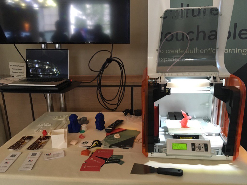 cippm's tweet photo. #3Dprinted bunny at the #3dprinting stall #createfest16 #LDNTechWeek https://t.co/JNIJ12OPLM