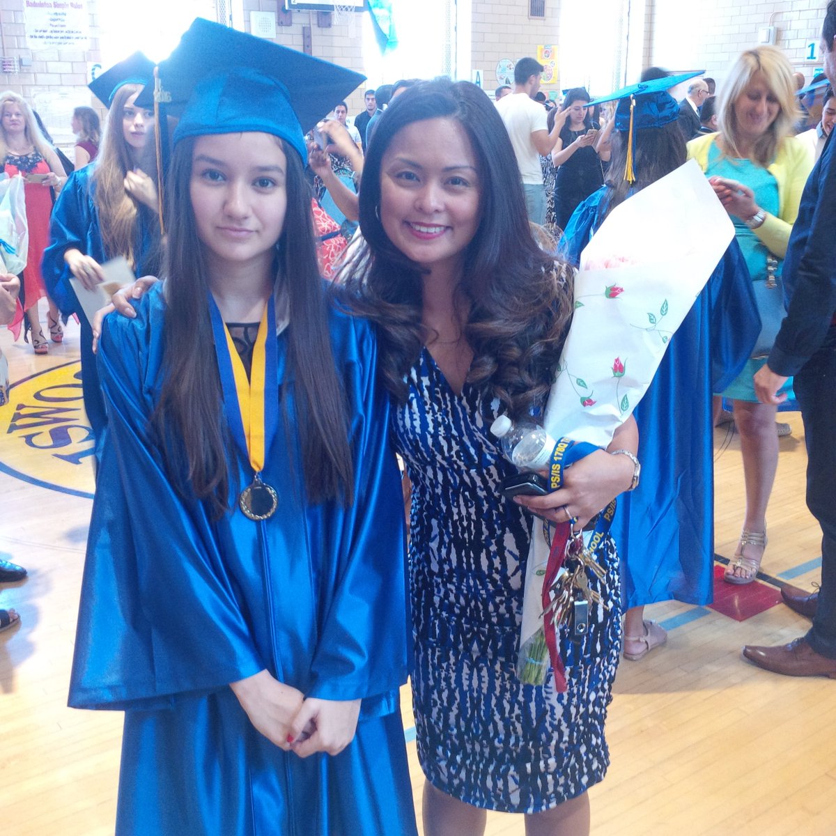 26q178's tweet photo. Holliswood Class of 2016: Congrats 8th Graders! #Celebrate16 @D26Team Thank you Families! https://t.co/6wFGrmScU5