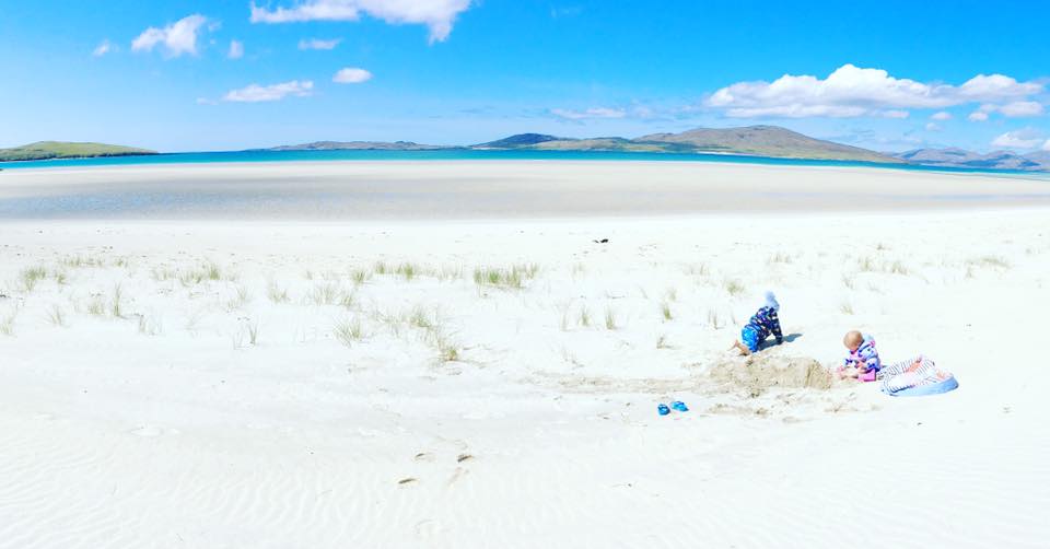 VisitScotland's tweet image. Who fancies hitting the #beach this weekend? 📷 FB/Tamsin Thomson - Luskentyre Beach, Isle of Harris, #ScotSpirit