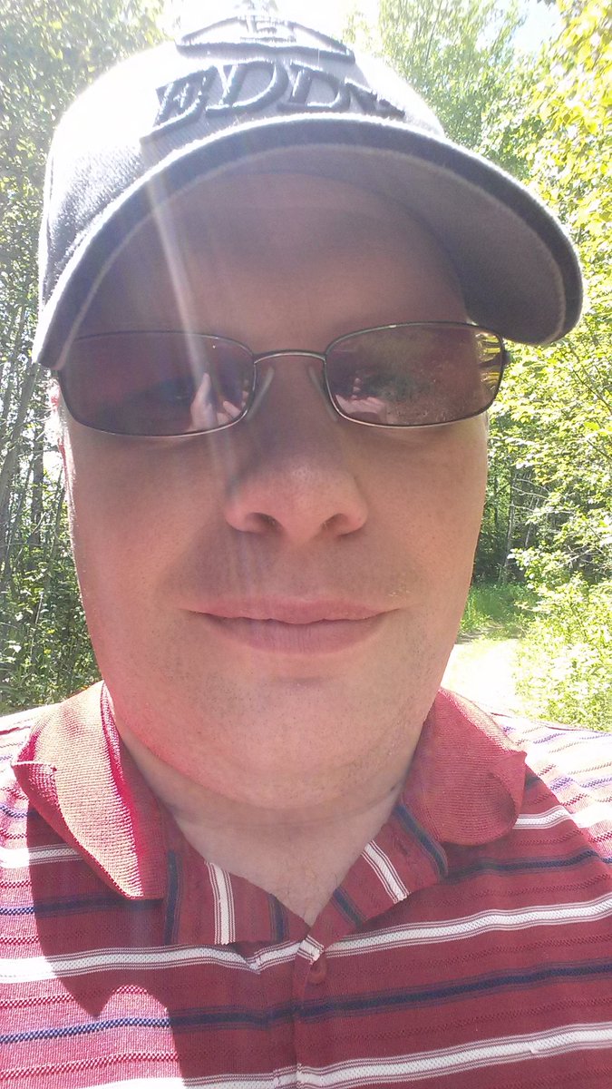 darknhazy's tweet photo. Going for a walk, getting eaten alive by mosquitos. #BestWayToSpendAFriday https://t.co/JlQ1ECDIor