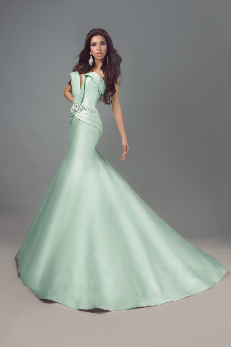 MISS PANAMÁ 2015 - @dianitajaen

- Vestida por: <a href="/douglastapia/">Douglas Tapia</a>
- Maquillaje: Valentina D.
- Fotografia: David Bravo