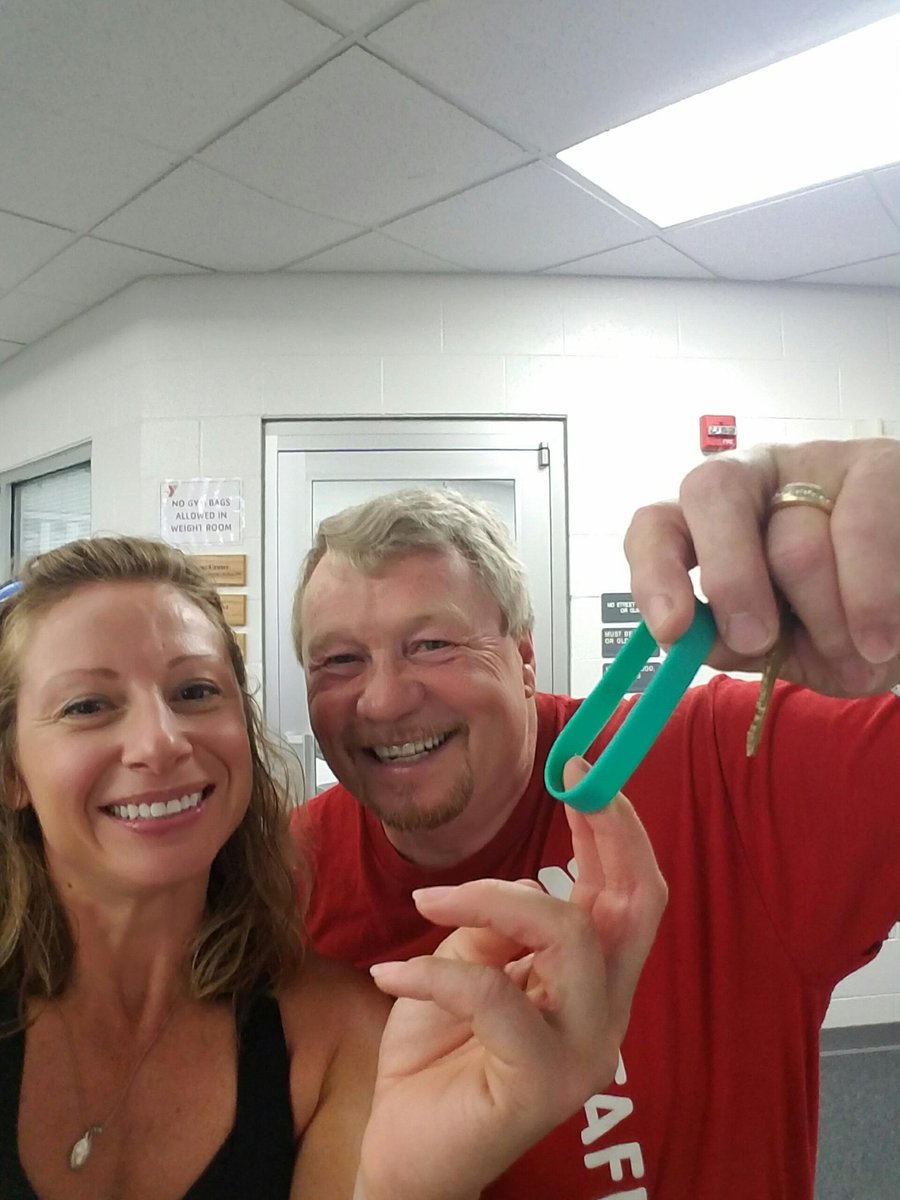 karen_at_the_y's tweet photo. Bob is always on the job! #wristbandproject #BeCauseY https://t.co/TBzzNceLEd
