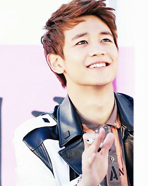 <Admin JA> Any of you guys have snapchat? :3
If you do please add mine : ja.jessica
Lets be friends😋