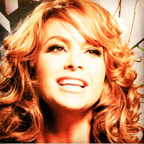 kahfavmeraz's tweet photo. @LuceroMexico falta 3dias para sua chega ao Brasil #Anciosaaa d mas 
Lindaa ❤❤ https://t.co/WE1530J8pj