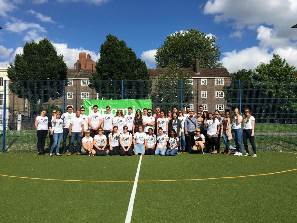 Anne_LineC's tweet photo. What a day! #teamseo #teamppc #communityday #performicshelps cc  @Performics_EMEA https://t.co/rRK1A00RTR