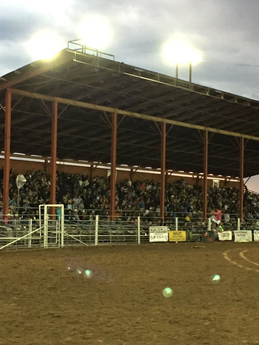 Come rain or shine it's rodeo time!!!