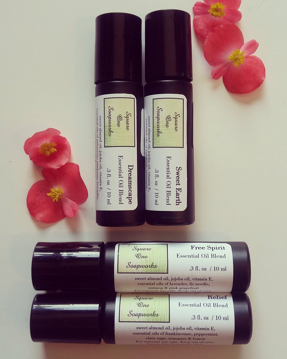 New essential oil blends for men and women by the lovely ladies of Square One Soap Works @squareonesoapworks #mke