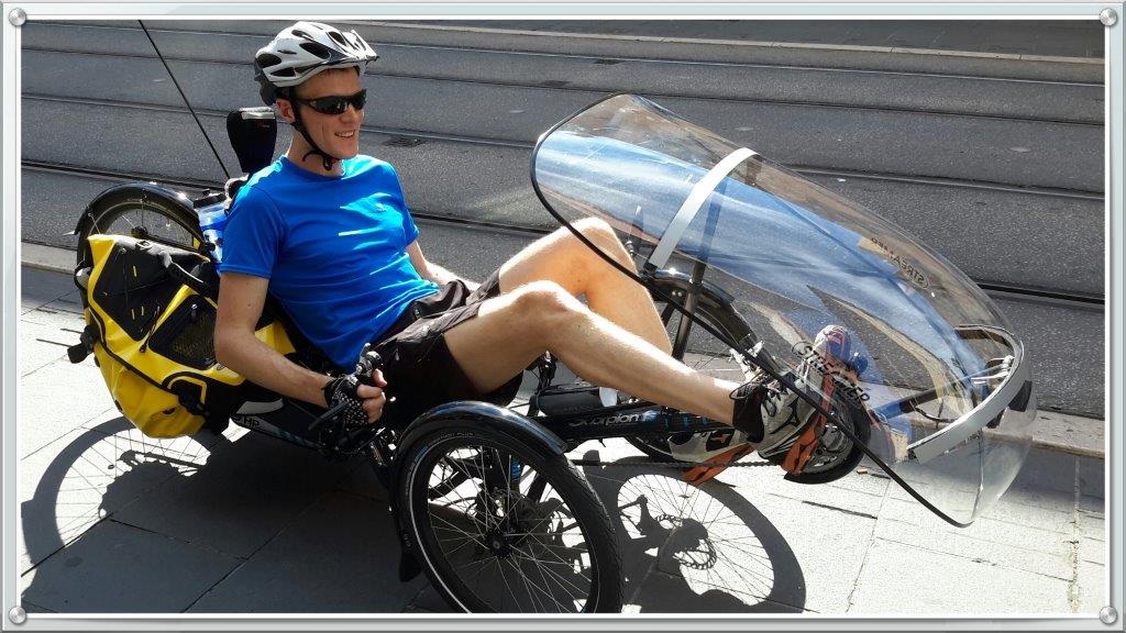 #tricycle#caréné#pédalagehorizontal#assistanceélectrique#ScorpionFS#HPvélo
Serait-ce l'avenir de la #vélomobilité ?