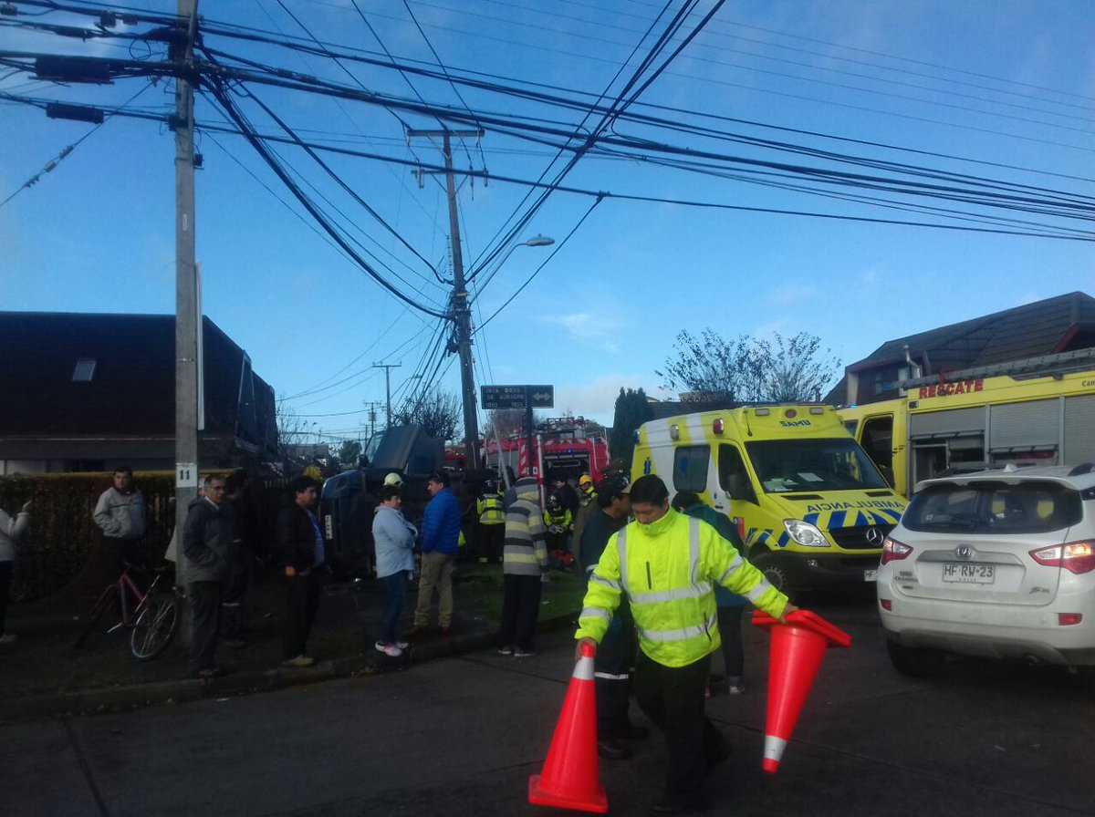 Geosorno01's tweet image. Bomberos en el lugar