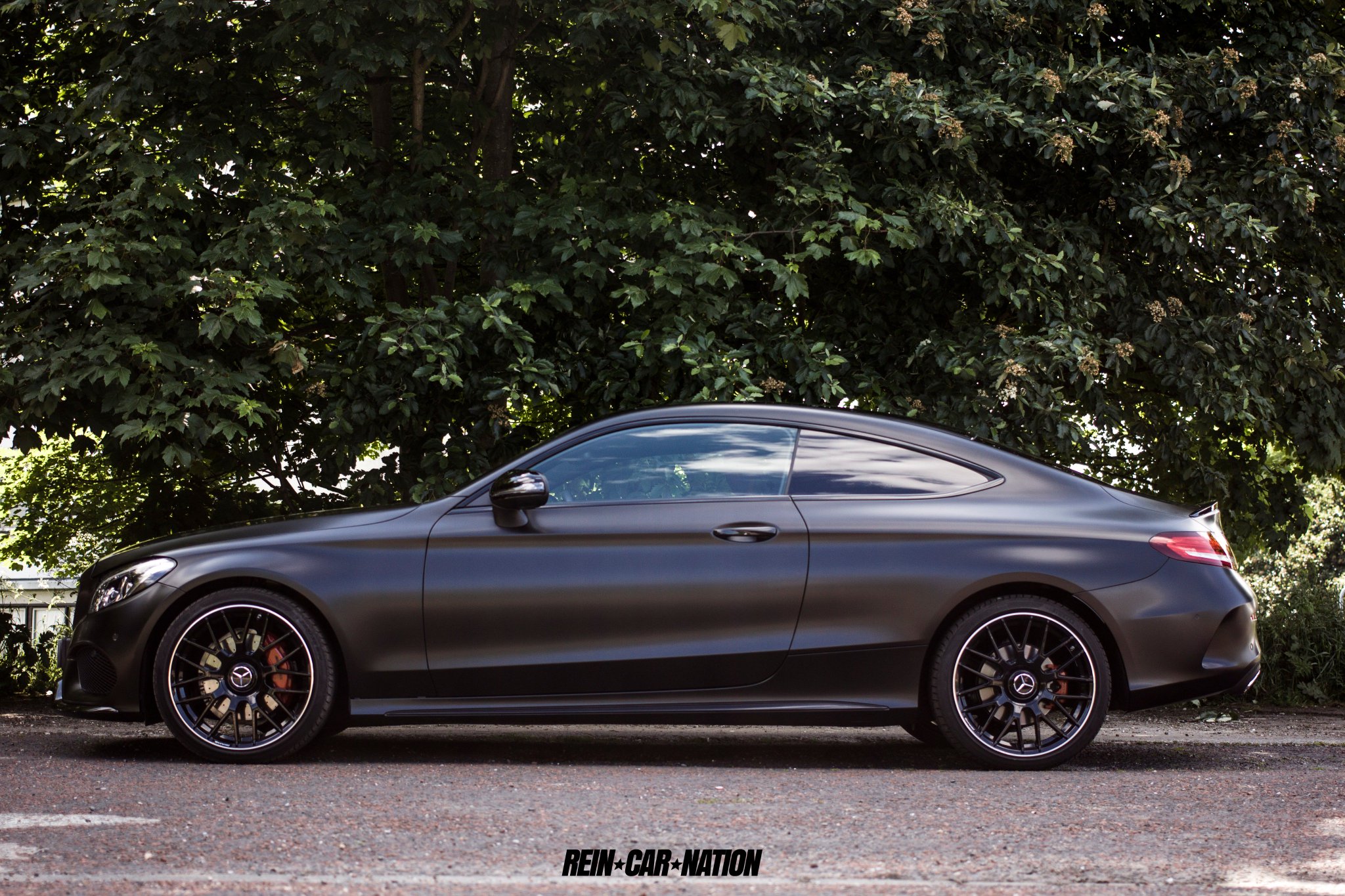 Mercedes c class coupe full wrapp diamond glitter black :)