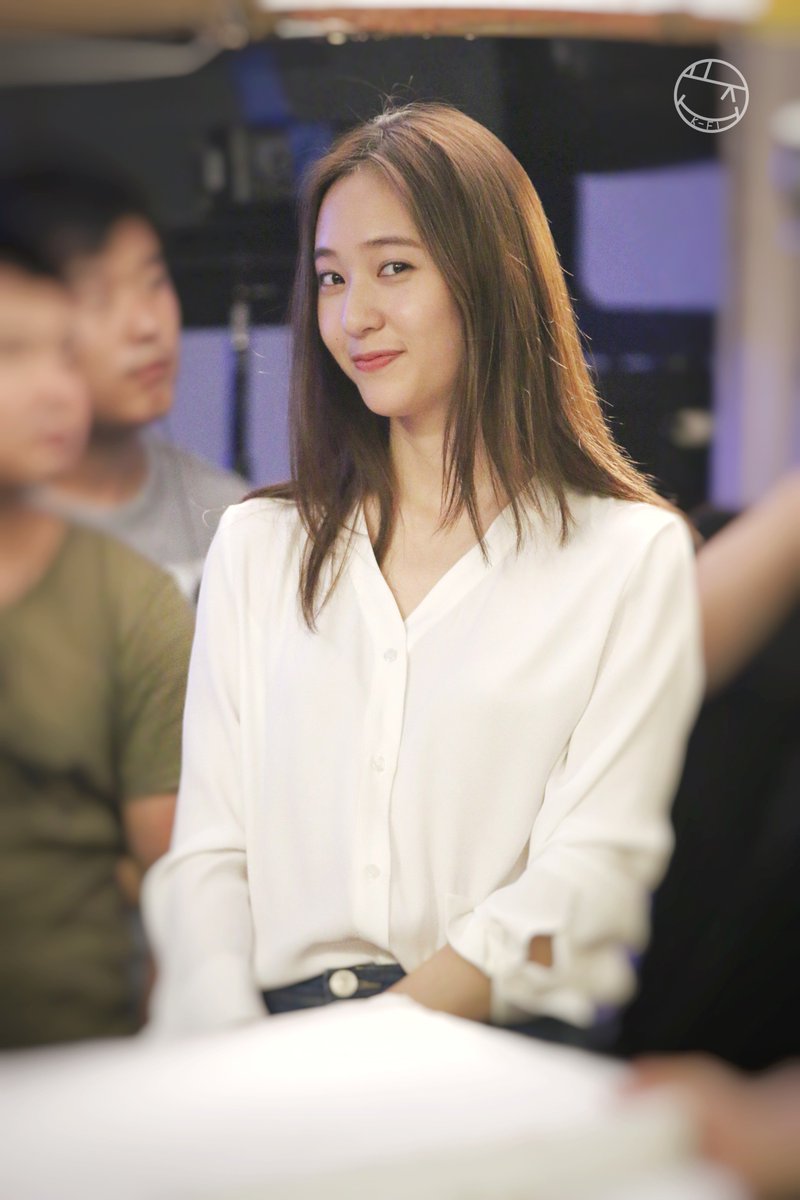 KrystalTHFans's tweet photo. 160621 KRYSTAL Graduation Season
©K-Fi郑秀晶个人站
https://t.co/iF9OqAYLLb
https://t.co/Yil2FfM4XX
https://t.co/6NH0FKk535 https://t.co/XfRbWstw32