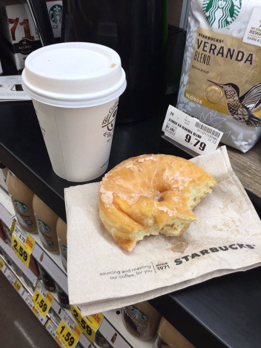 MsRachelOrr's tweet photo. Rock in' out @RalphsGrocery in West Hills for this re opening! #fridayfun https://t.co/LEBPTMKDmq