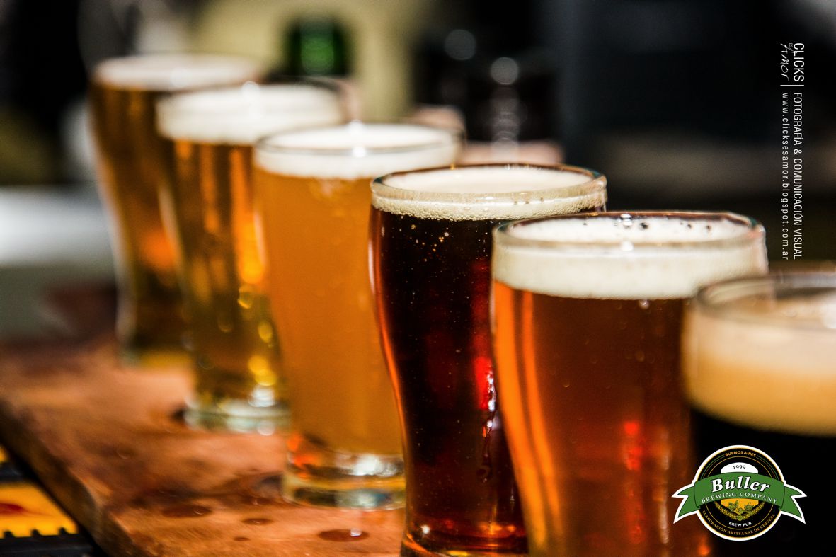Bullerdowntown's tweet photo. #Buenas Te tientan todas nuestras #CERVEZAS &amp;no sabes cuál pedir?Vení a @Bullerdowntown &amp;pedí nuestro #SamplerBuller https://t.co/IClR8sLIPz