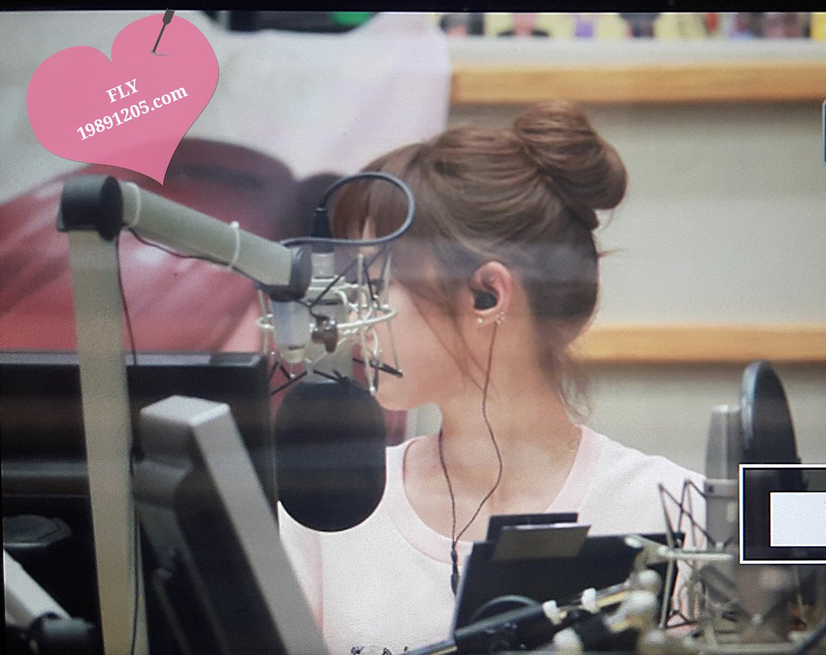 [PIC][23/24/25/26-06-2016] Yuri làm DJ đặc biệt cho "Radio KBS Cool FM Sukira" vào tối nay  ClurY65UkAApXLF