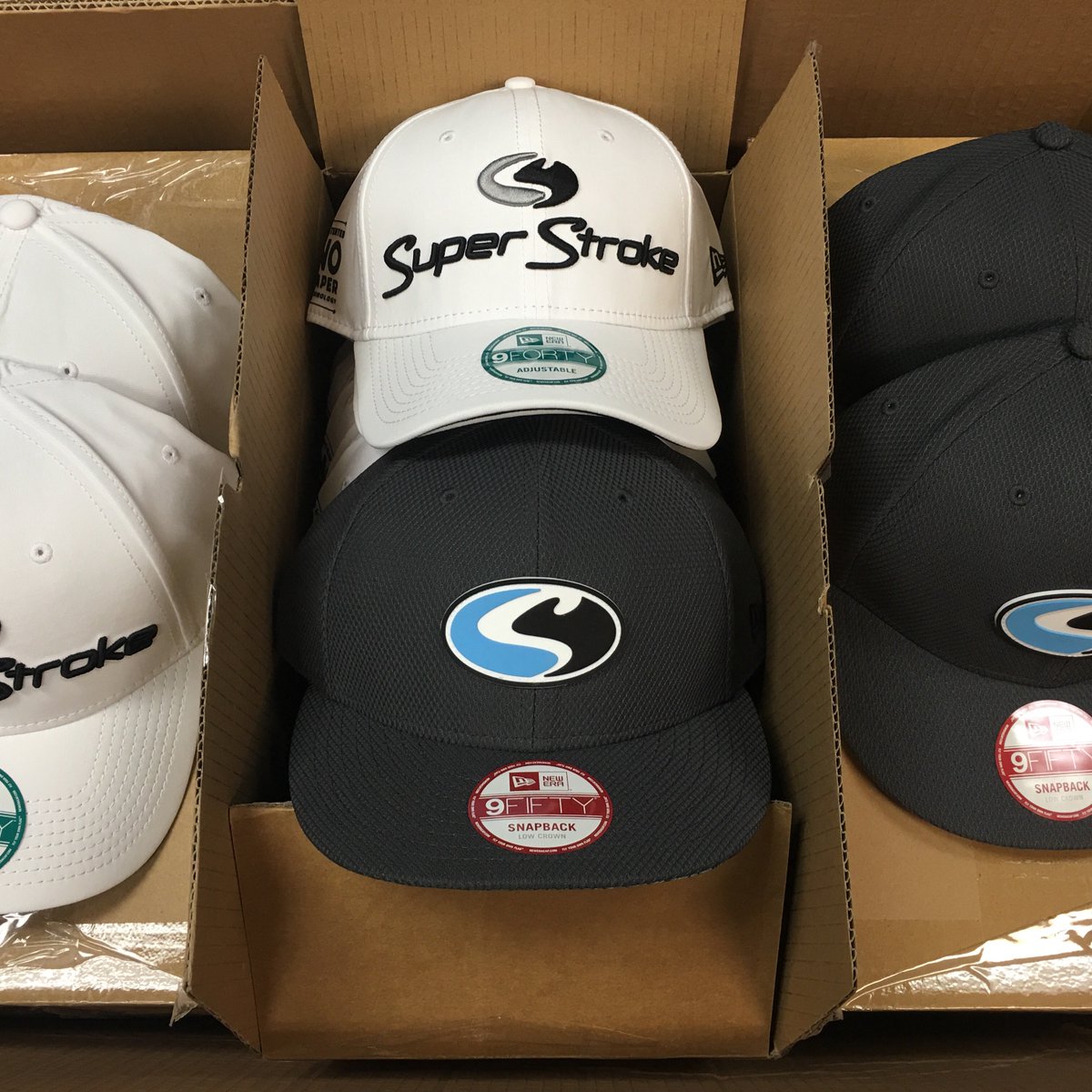 SuperStrokeGolf's tweet photo. SuperStroke limited run @NewEraCap are now available!: https://t.co/dDxO0ec9VZ

❗️WIN a hat: RT &amp; follow to enter❗️ https://t.co/brMXh783lX