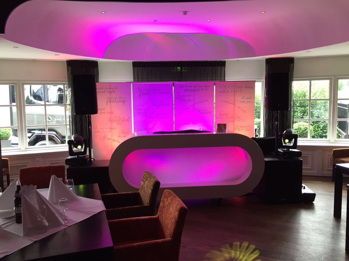 djopjebruiloft's tweet photo. Vanavond een dubbele dosis DJ op je bruiloft bij @Coelenhage! We hebben er zin in! #dj #trouwen https://t.co/LxcYO5rzHO