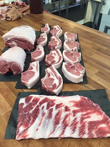 VMillerMeats's tweet photo. We're getting ready for the weekend with all your favorite cuts, chops and sausages! https://t.co/VWop6vyrVT