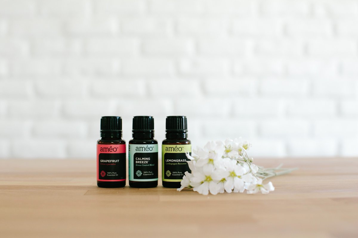 An energizing summertime blend: 3 drops #Améo Calming Breeze, 2 drops Grapefruit, 2 drops Lemongrass #essentialoils.