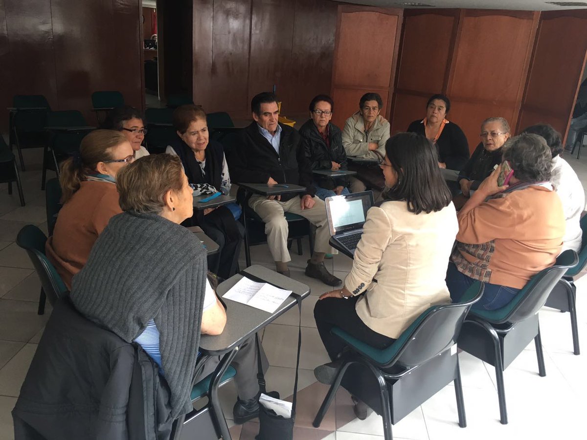 SanidadMilCo's tweet photo. Jornada de estimulación cognitiva con usuarios #SanidadMilitar del programa Mis mejores años del #DMGEM y #DMSOC https://t.co/IXKvqlky2O