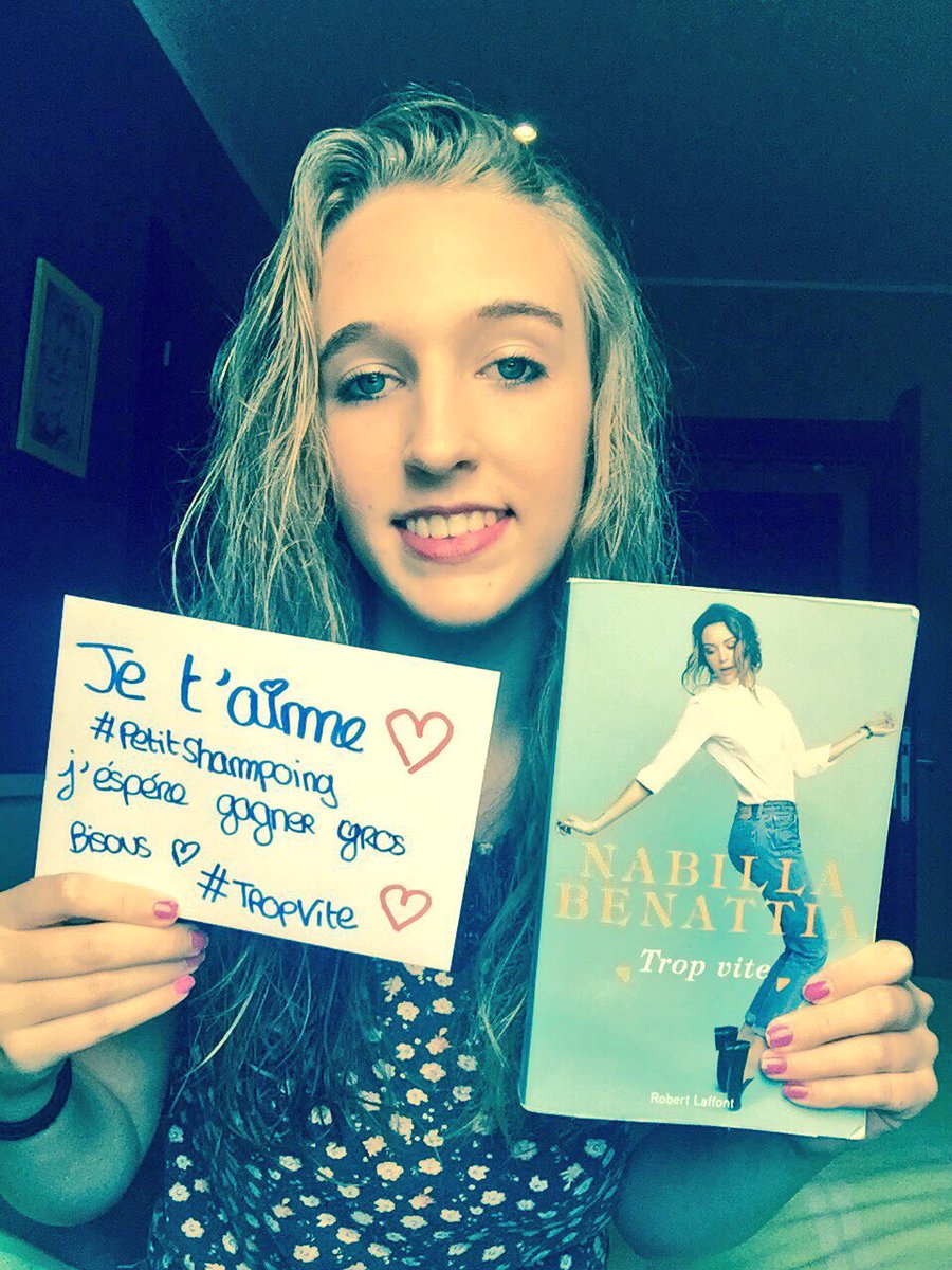 crevette_25's tweet photo. @Nabilla #TropVite #concours ๐๐ฝโค๏ธUn dernier avant d'aller dormir ๐Je t'aime #PetitShampoing https://t.co/e00UKMNe7t
