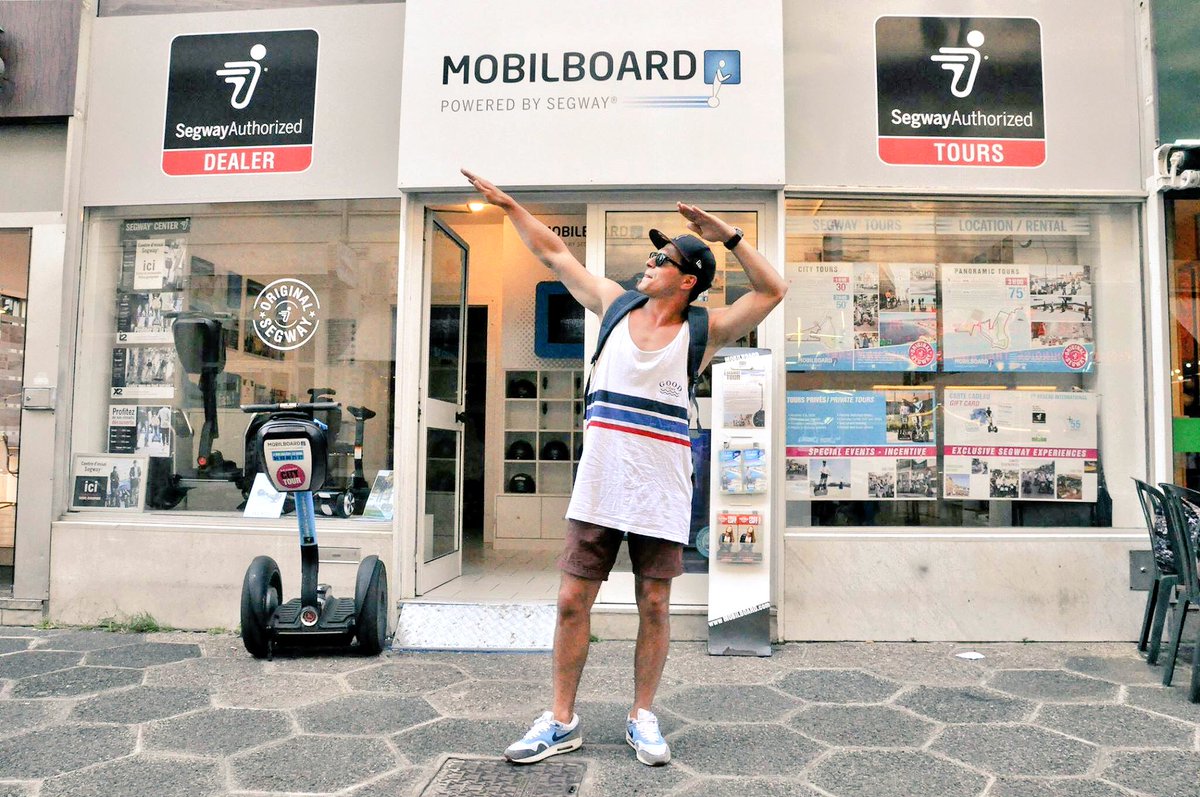 MobilboardNice's tweet photo. Dernier jour de travail pour Julien notre coach #Mobilboard N•1 Bon vent amigo ! #mymobilboard https://t.co/z9xWcHCpEu