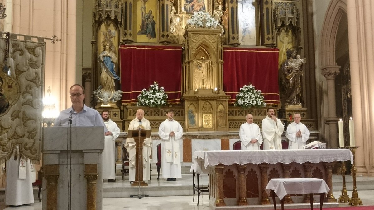 Sexo día de la novena a Nuestra Señora del Perpetuo Socorro "Vestir al desnudo"