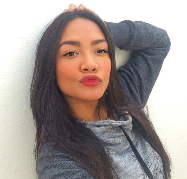 mandyynuness's tweet photo. 💋 https://t.co/FRchgaet9V