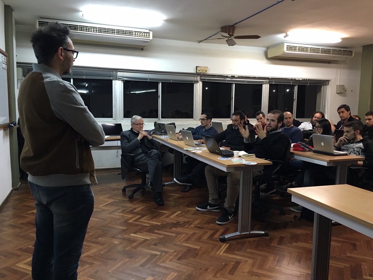 Gracias a <a href="/mauripinto/">Mauri Pinto</a> <a href="/scusmai/">Sergio E. Cusmai</a> <a href="/manuelbomheker/">Manuel Bomheker</a> por su participación en Visio e Idea del #FICordoba