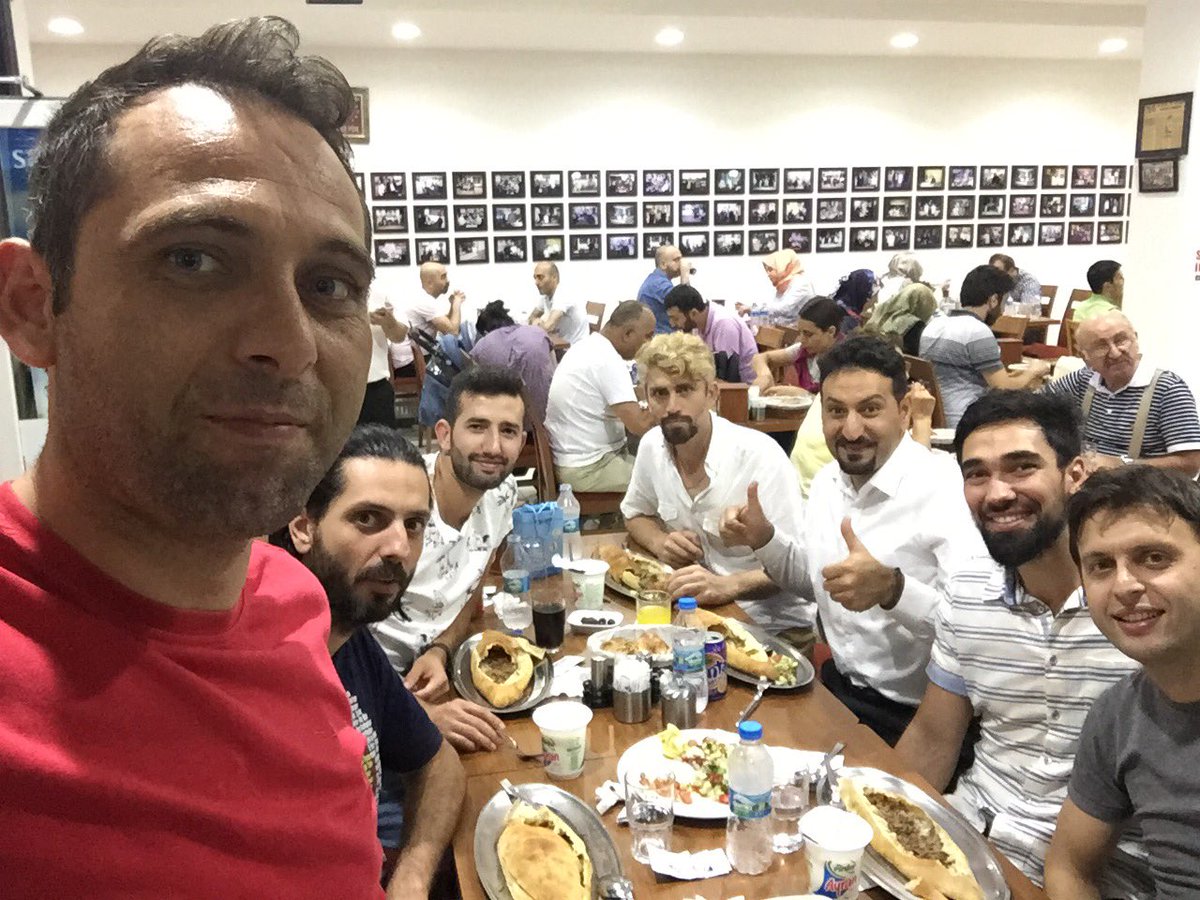 <a href="/AnadoluLigi/">EIoṉ̲ Muʂⱪ ̲̲ ®</a> Yeni sezon oncesi ilk toplantı ve iftar yemeği #liderpide de yenir.