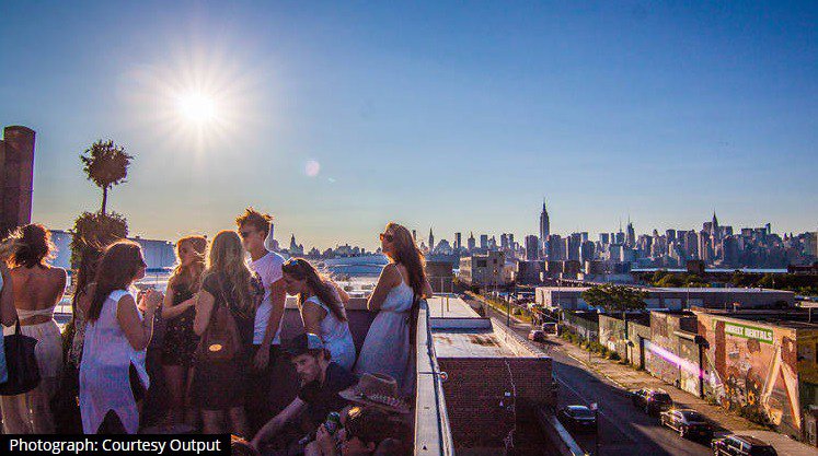 GoFindFriends's tweet photo. Best Rooftop Parties in NYC https://t.co/8UhY3t9YXi https://t.co/ncSNy4k8iE