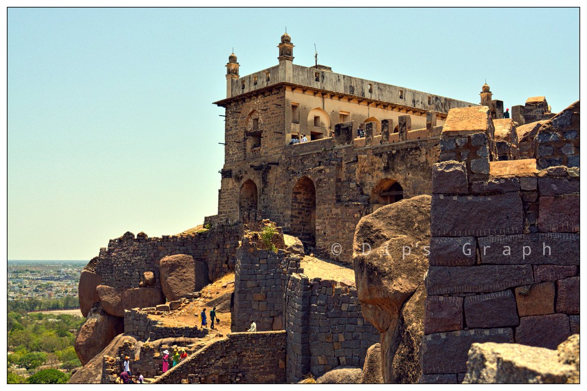 devinesandip's tweet image. Fort