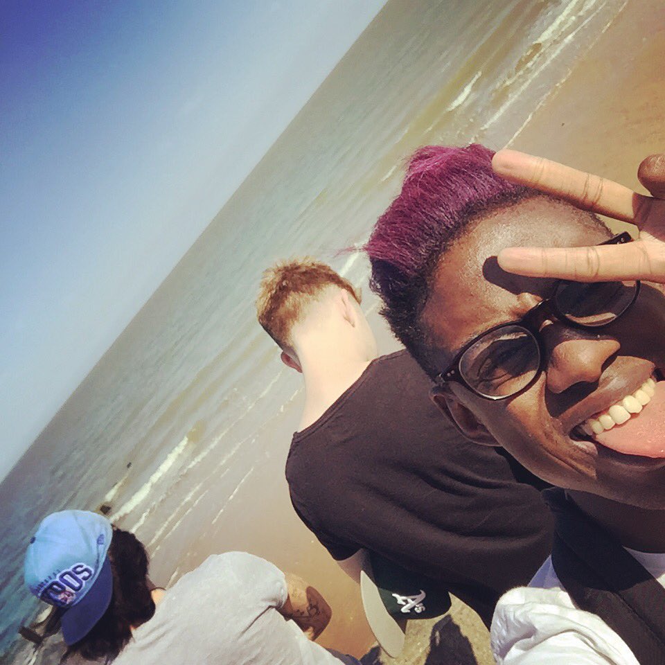 Chilling by the beach today after <a href="/natasharose4/">natasha rose</a> and co, trimming our barnets...Thank you