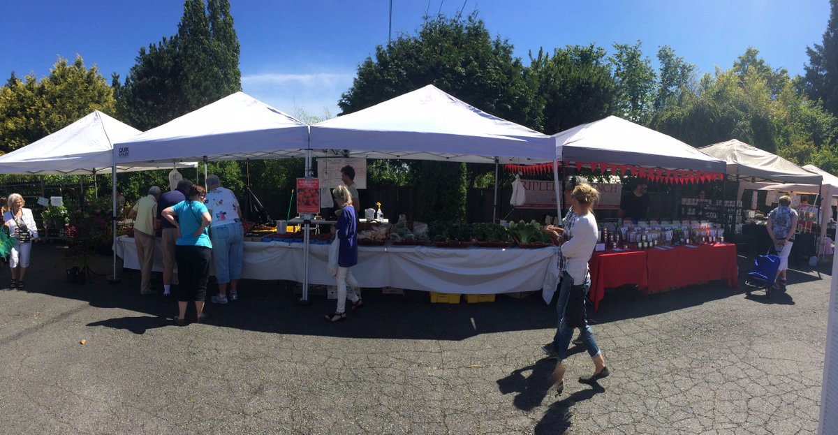 SunnyTsawwassen's tweet photo. #Tsawwassen Farmers Market today! Featuring fresh produce from @EarthwiseBC and @TFNFarmSchool! #SunnyTsawwassen https://t.co/50Hp1QoSuB