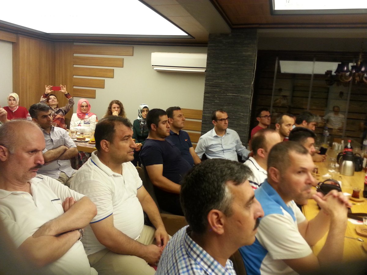Kocaeli şubemizin iftar programı başkanımız konuşuyor @Mollarecep41 <a href="/aktifkkb41/">Kocaeli Aktif KKB</a> @aktifkkb141 <a href="/aktifegitimsen/">Aktif Eğitim-Sen</a>