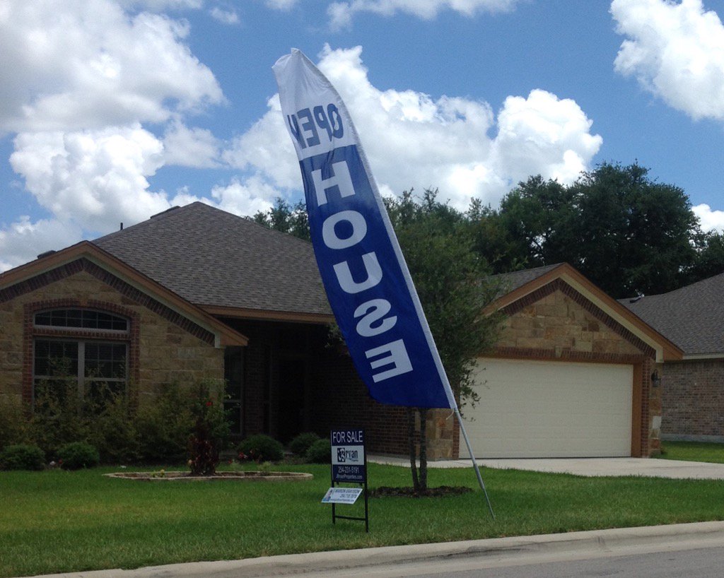 BryanProperties's tweet photo. OPEN HOUSE TODAY!!  3210 Purple Sage, Belton, TX 
4 Bedroom / 2.5 Baths  $249k ($20K lower) https://t.co/WOqQYXCnYG