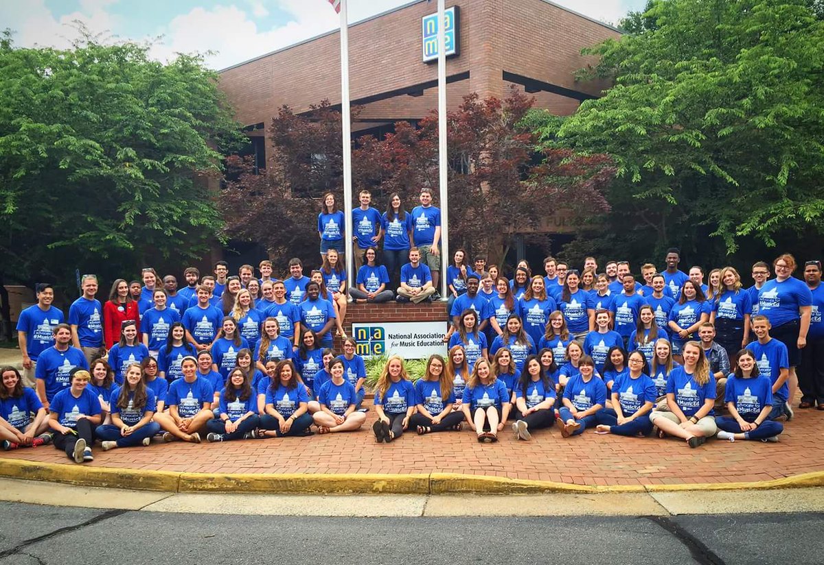 wmunafme32's tweet photo. All of the collegiate members for the NAfME Collegiate Advocacy Summit 2016! #NAfMEHD2016 https://t.co/cUwexdrlxz