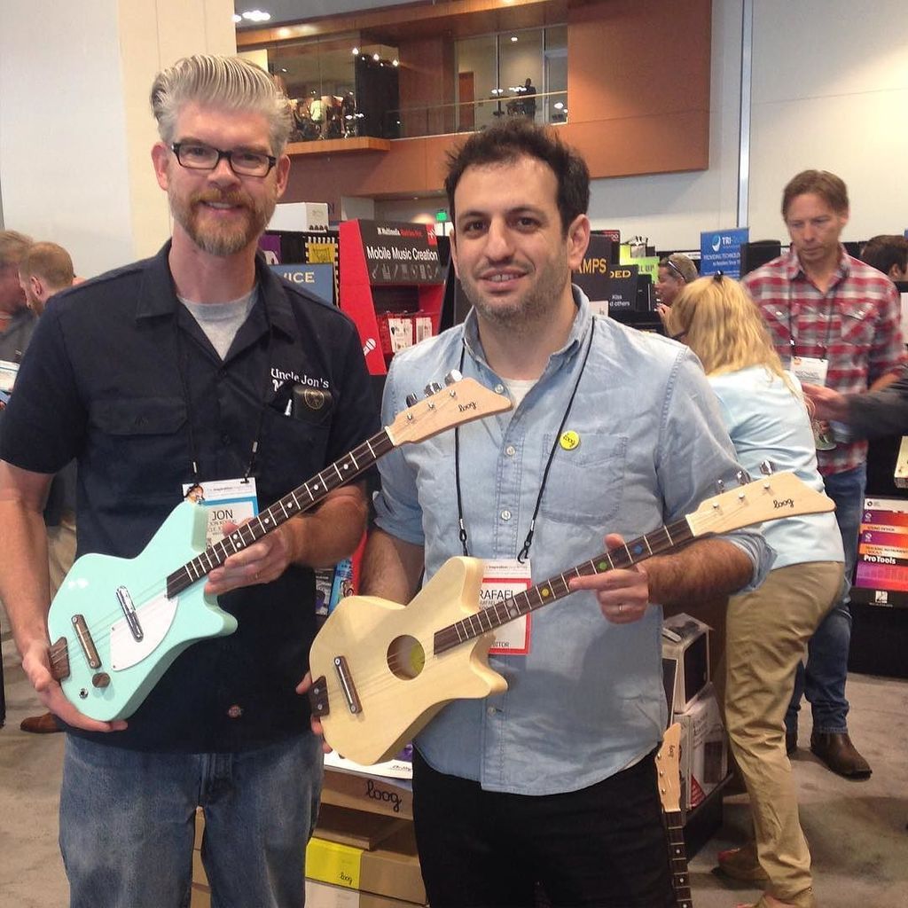 unclejonsmusic's tweet image. #loog #guitar #summernamm ift.tt/28Sto4A