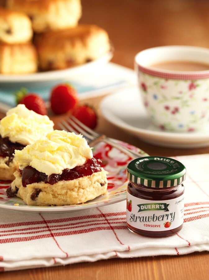 Jam_First's tweet photo. POP! @duerrs1881. #JamFirstPerFection #JamFirstFireworks #NationalCreamTeaDay #CreamTea12Hour https://t.co/zY46WSYNf6