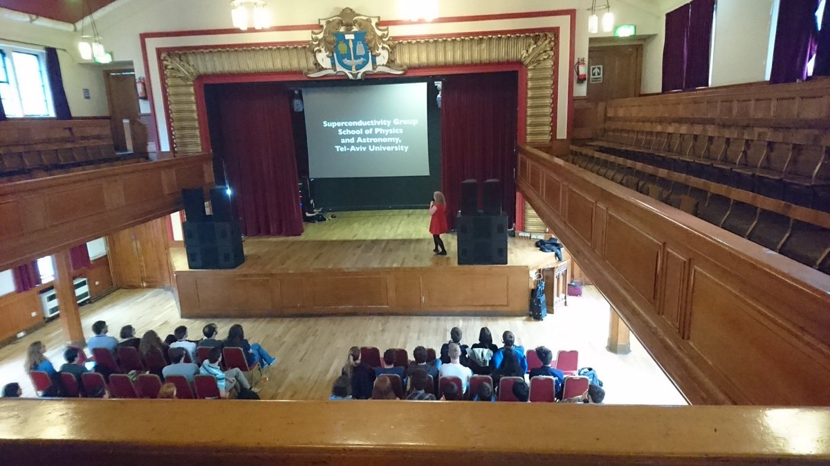 gucaps16's tweet photo. @ASleepyWanderer Zak and Danielle giving talks on the physics of Interstellar, The Martian and Harry Potter https://t.co/K3rUBTbBrB