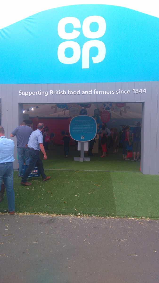 JoMartin1992's tweet photo. Fantastic couple of days at the Highland show with Abp, @jennyconvery and @CoopAgriMatters https://t.co/dGTT8FGKyb