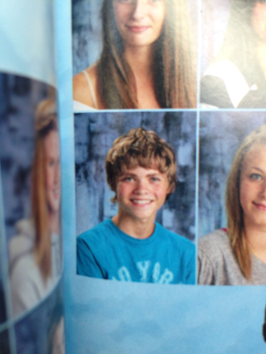 Benjamin_Pond's tweet photo. Puberty hit me hard https://t.co/sJ9w5pVPtV