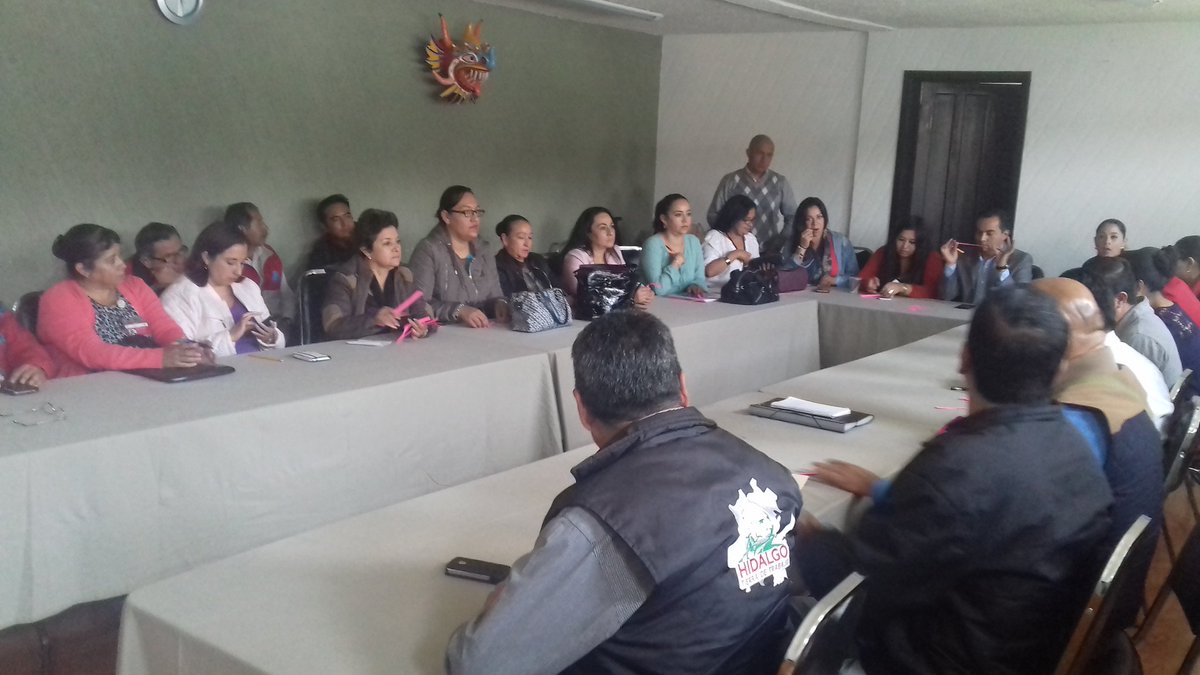 Peegissh1's tweet photo. Cine debate y campaña #HeForShe #SororidadSalud dirigido a jurisdicción Pachuca. @GeraGarcia04 @Salud_Hidalgo https://t.co/2eZScbLwVt