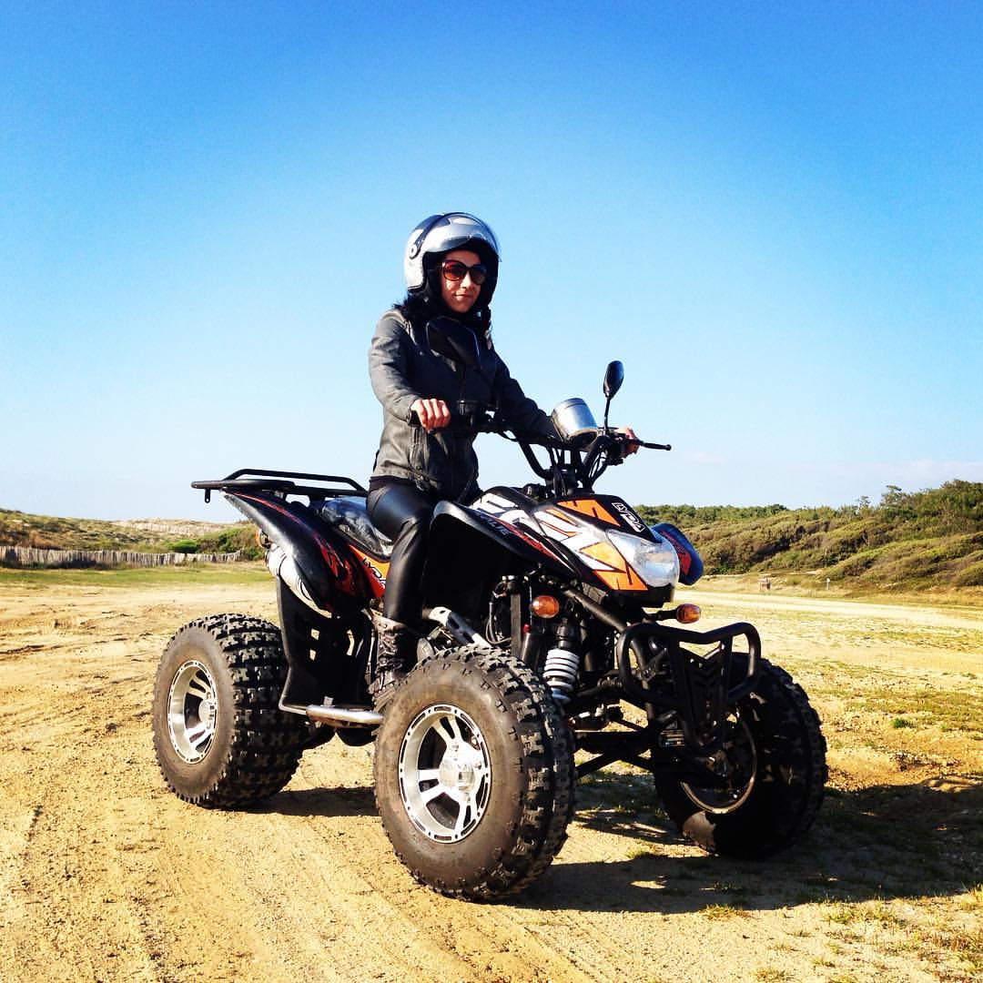 melissaserres's tweet photo. Quad in France .. 
#quad #cantstopdriving #drift #derapage #france #actresslife https://t.co/F32ghGvG2D
