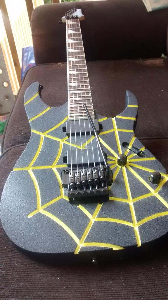 VileOath's tweet photo. @vileoath @druet1 #shreddingtime Time to warm up for toonite https://t.co/rHZFTGBj8C