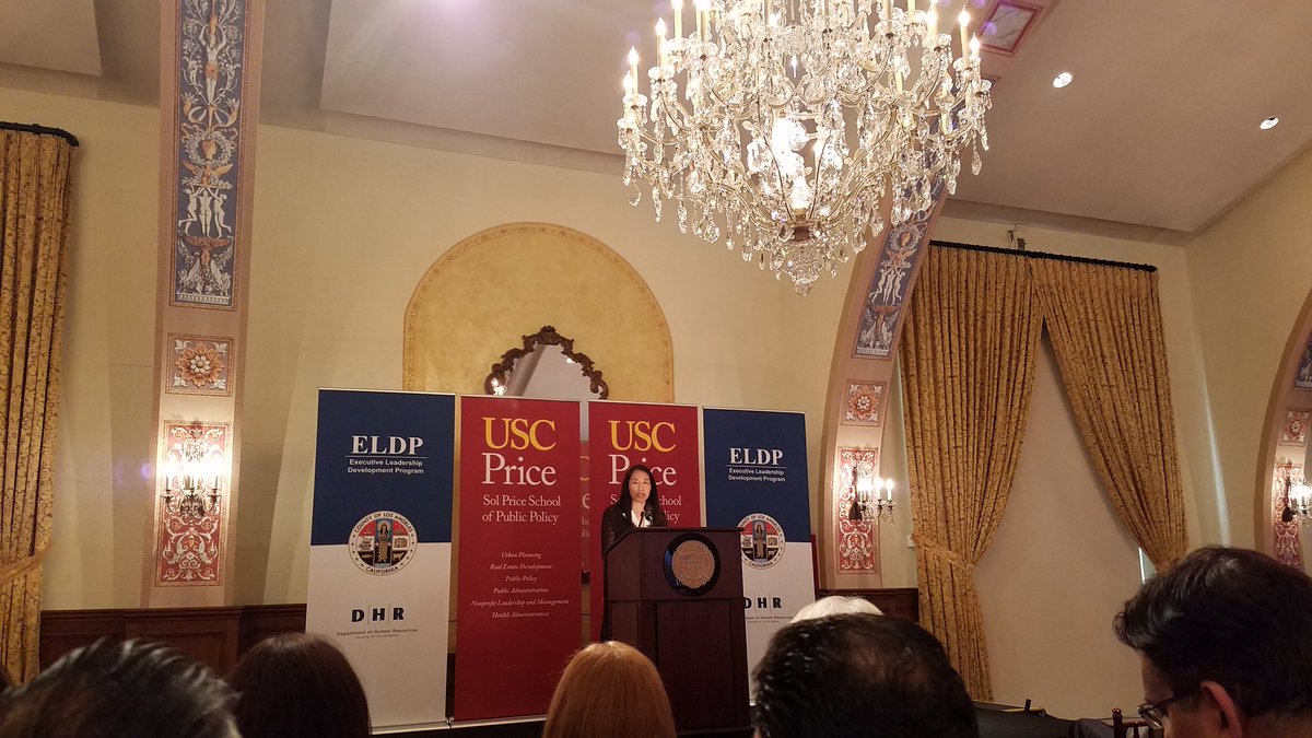 ATM6DMH's tweet photo. Sachi Hamai speaks to #USCPRICE #ELDP2016 Graduates @LACountyDHR #inspiredLeadership https://t.co/FnHiK38lzx