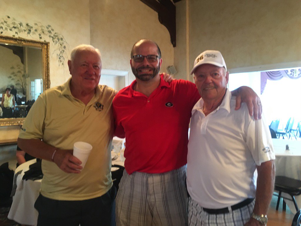 HarperJimmy1's tweet photo. I'm standing with @Pirates legends #BillMazeroski & #ElRoyFace ...what a day! https://t.co/MTBdvIG73I