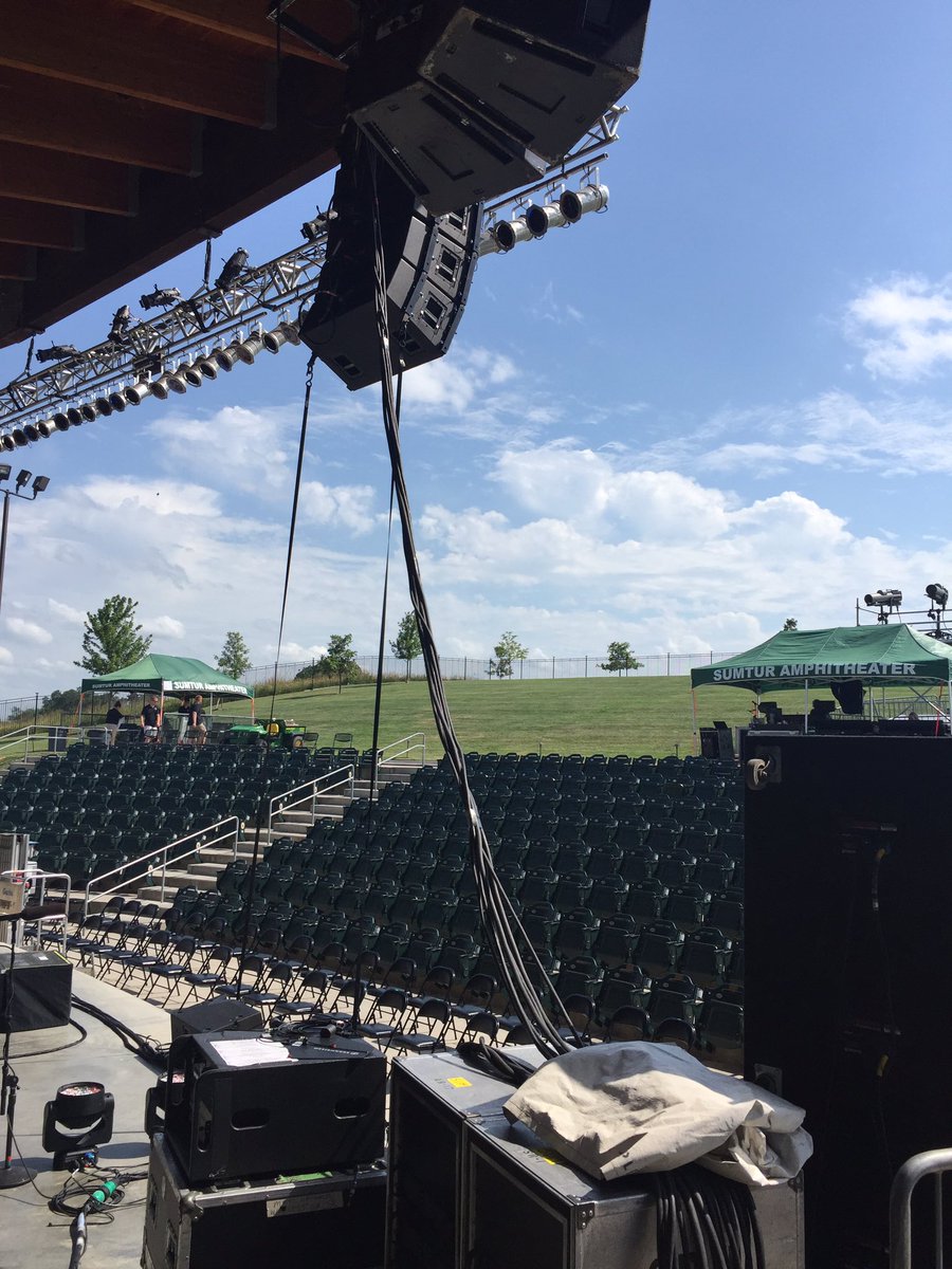 Phillips's tweet photo. Papillion, Nebraska! Let's do this! Me and Matt Nathanson and Eric Hurchinson! https://t.co/uxCPbbhI8B