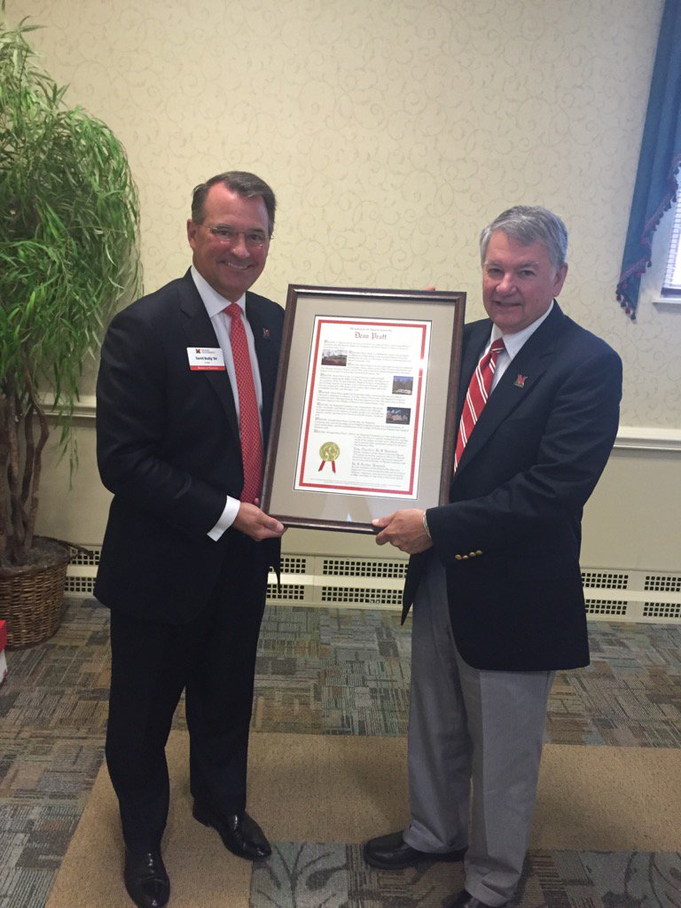 David Hodge tweet media