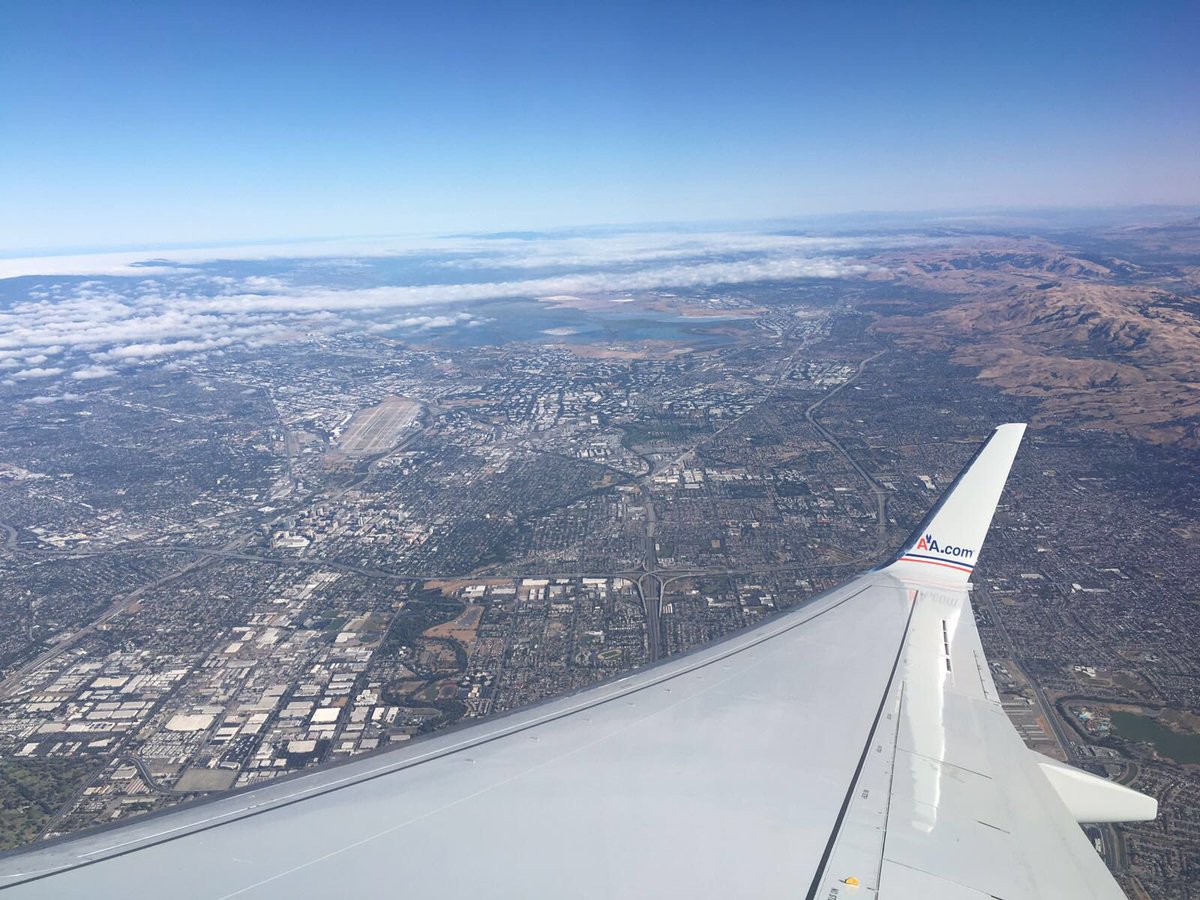 EmilioMatthaei's tweet photo. Leaving Silicon Valley. #Realcomm2016 it's been great. See you next year. #PropTech #CREtech @REALCOMMtweet https://t.co/IX9ZAGKUtw